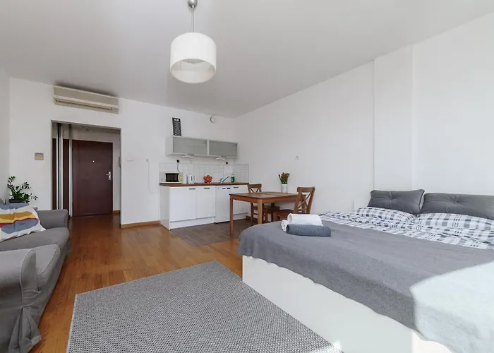 Luxury Piekna * Warsaw