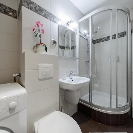Apartment Luxury Piekna *