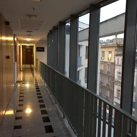 Luxury Piekna Warschau